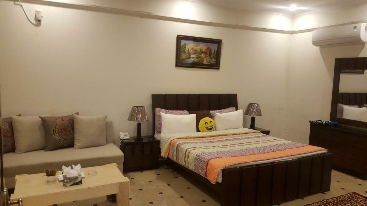 Mulberry Residence Luxury Rooms Islamabad Exterior foto