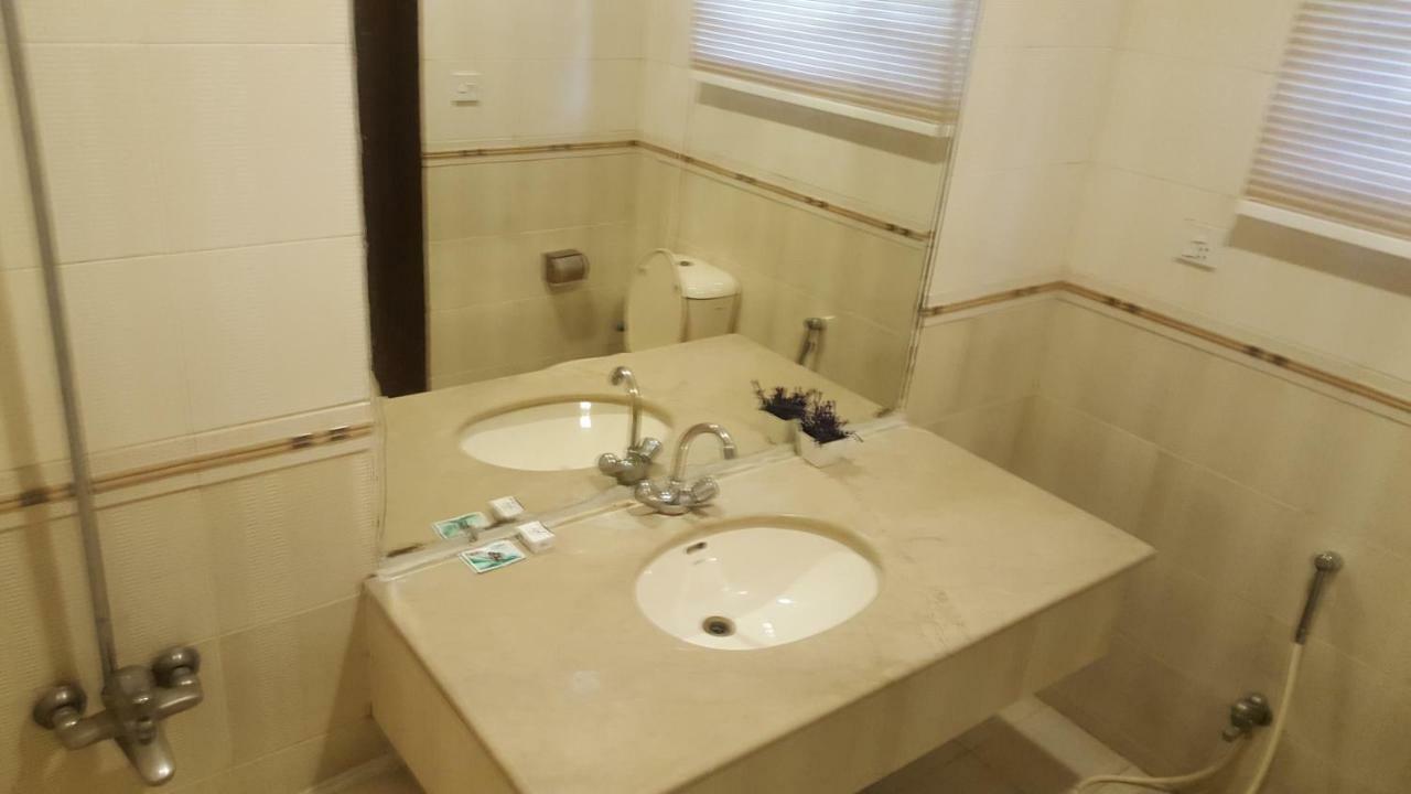 Mulberry Residence Luxury Rooms Islamabad Exterior foto